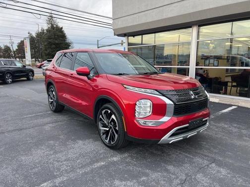 2024 Mitsubishi Outlander SE Black Edition S-AWC