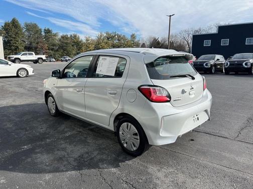2024 Mitsubishi Mirage ES