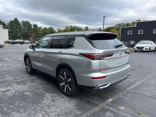 2025 Mitsubishi Outlander SE 2.5 S-AWC