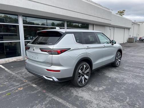 2025 Mitsubishi Outlander SE 2.5 S-AWC