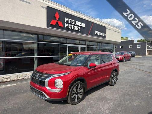 Red Diamond 2025 Mitsubishi Outlander SE S-AWC