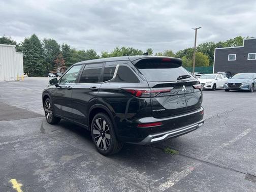 2025 Mitsubishi Outlander SE 2.5 S-AWC