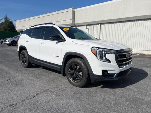 2022 GMC Terrain AWD AT4