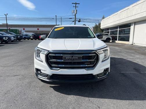 2022 GMC Terrain AWD AT4