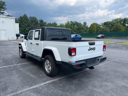 2023 Jeep Gladiator Sport S