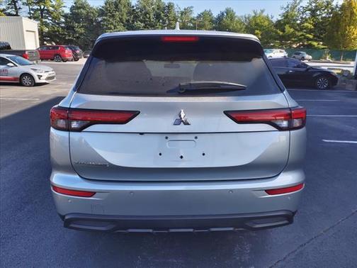 2022 Mitsubishi Outlander ES 2.5 2WD