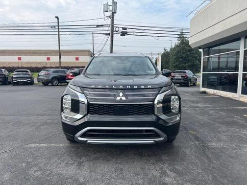 2025 Mitsubishi Outlander PLATINUM EDITION 2.5 S-AWC
