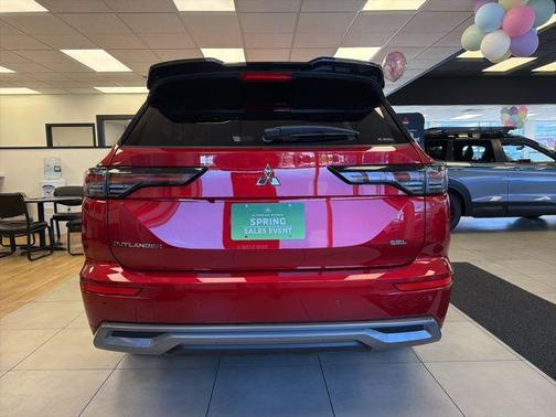 Red Diamond With Black Roof 2026 Mitsubishi Outlander SEL 1.5T S-AWC