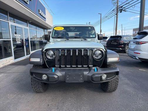 Earl Clearcoat 2023 Jeep Wrangler 4xe Base