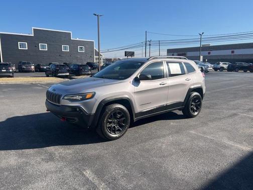 2019 Jeep Cherokee Trailhawk