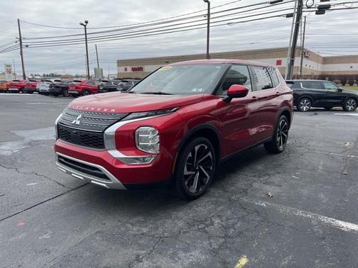 2022 Mitsubishi Outlander SE