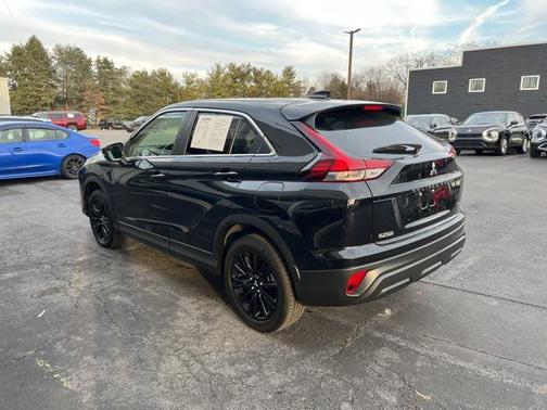 2025 Mitsubishi Eclipse Cross LE