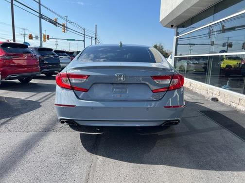 2021 Honda Accord Touring 2.0T