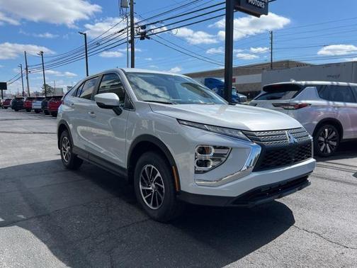 White Diamond 2026 Mitsubishi Eclipse Cross ES