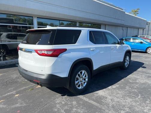 2020 Chevrolet Traverse LT Cloth
