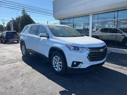 2020 Chevrolet Traverse LT Cloth