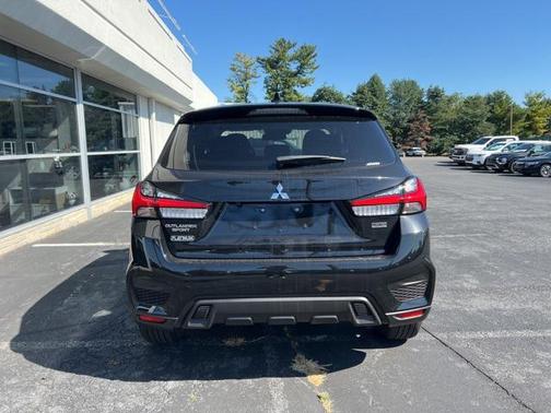 2025 Mitsubishi Outlander Sport 2.0 LE