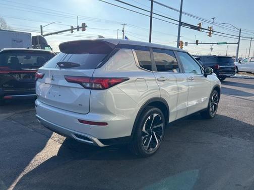 2024 Mitsubishi Outlander SE 2.5 2WD
