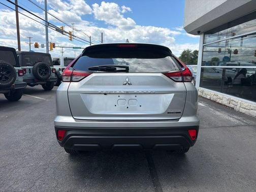 Alloy Silver Metallic 2026 Mitsubishi Eclipse Cross LE