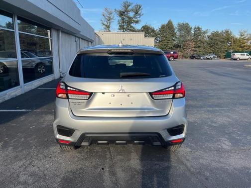 2024 Mitsubishi Outlander Sport 2.0 ES