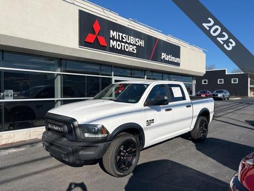 2023 RAM 1500 Classic Warlock Crew Cab 4x4 5'7' Box