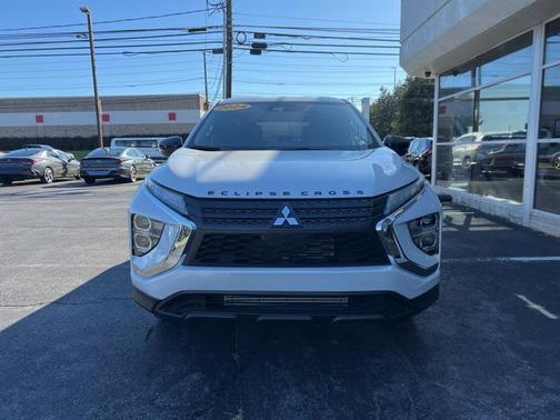 2024 Mitsubishi Eclipse Cross LE