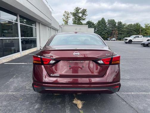 Garnet Pearl Metallic 2024 Nissan Altima 2.5 SV