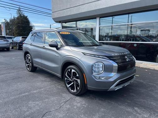 2023 Mitsubishi Outlander PHEV SEL