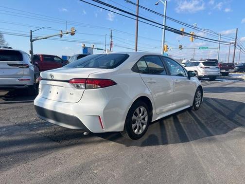 2023 Toyota Corolla LE