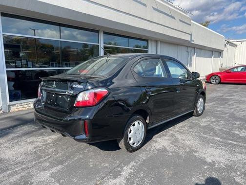 2024 Mitsubishi Mirage G4 LE