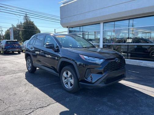 2023 Toyota RAV4 XLE
