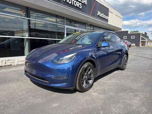 Deep Blue Metallic 2025 Tesla Model Y Long Range Dual Motor All-Wheel Drive