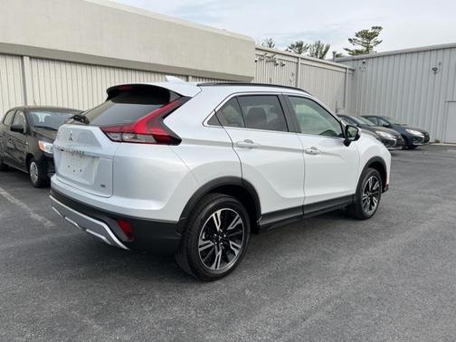 2023 Mitsubishi Eclipse Cross SE