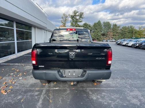 2022 RAM 1500 Classic Warlock Quad Cab 4x4 6'4' Box