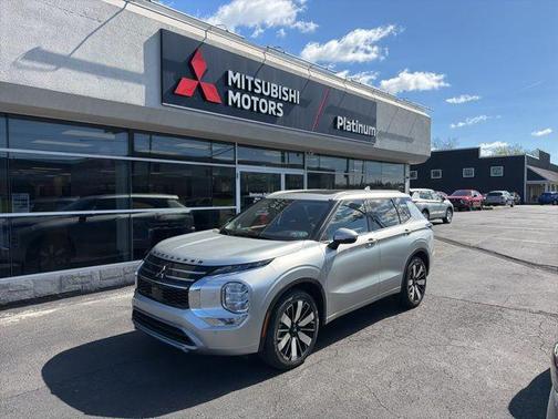 Alloy Silver Metallic 2026 Mitsubishi Outlander SEL 1.5T S-AWC