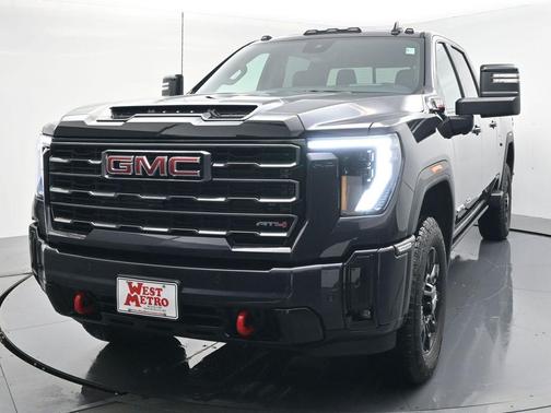 2026 GMC Sierra 3500 AT4