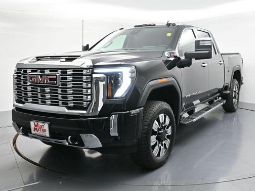 Onyx Black 2025 GMC Sierra 3500 Denali