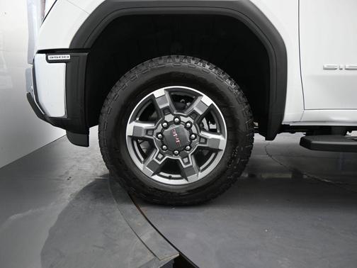 2026 GMC Sierra 3500 SLE