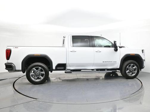 2026 GMC Sierra 3500 SLE