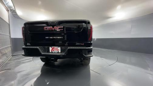 2025 GMC Sierra 3500 Base