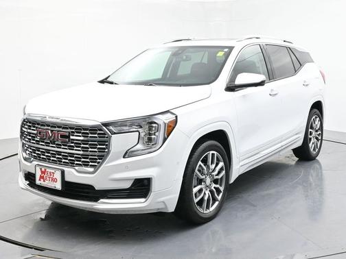 2024 GMC Terrain Denali