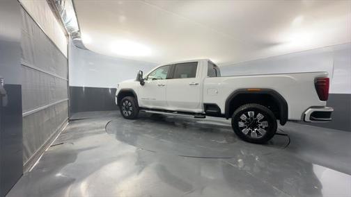 2025 GMC Sierra 3500 Denali
