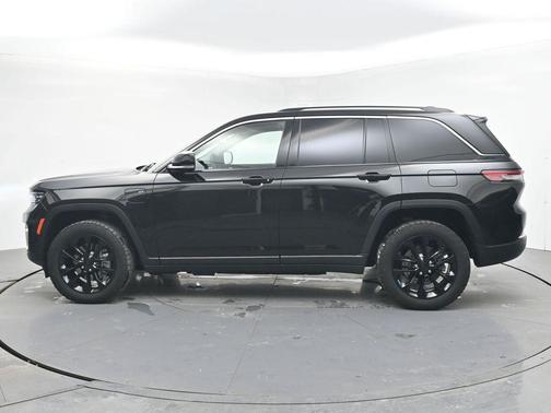 2022 Jeep Grand Cherokee 4xe Base