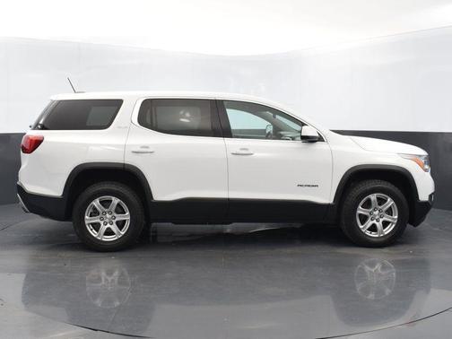 Photo 5 of 24 of 2019 GMC Acadia SLE-1