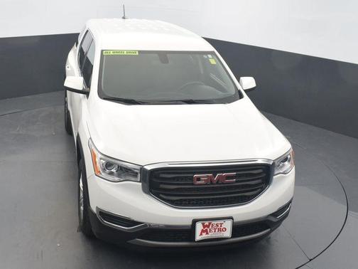 Photo 3 of 24 of 2019 GMC Acadia SLE-1