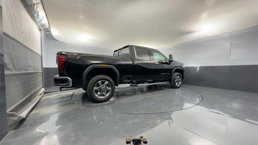 2025 GMC Sierra 3500 SLT
