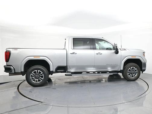 2022 GMC Sierra 3500 SLT