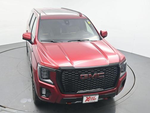 2021 GMC Yukon XL 4WD AT4
