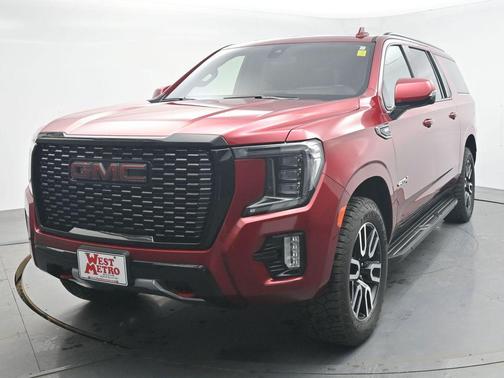 2021 GMC Yukon XL 4WD AT4