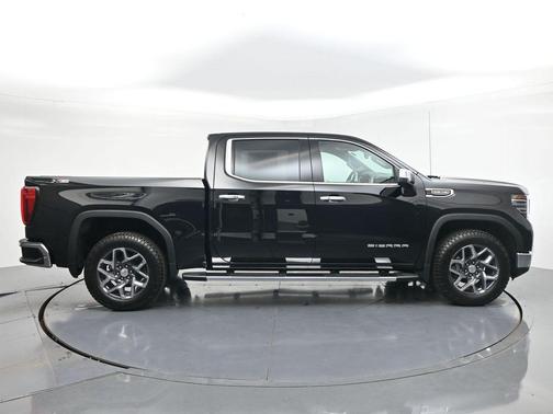 Onyx Black 2026 GMC Sierra 1500 SLT